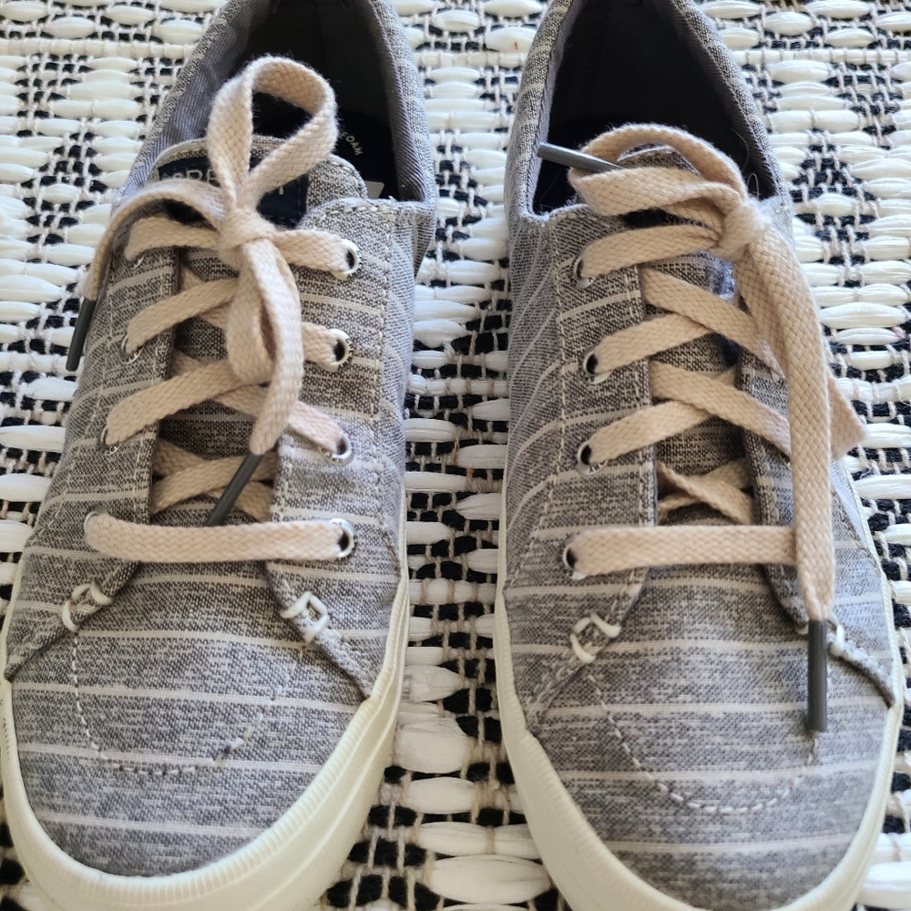 Woman Sneakers